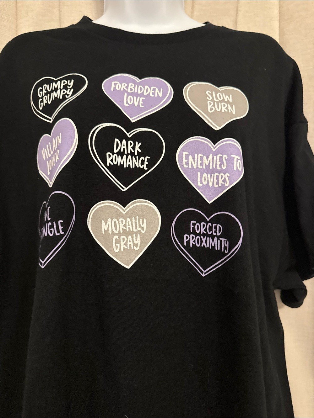 Black Graphic Heart-Print Kids Tee with Purple & Gray Accents